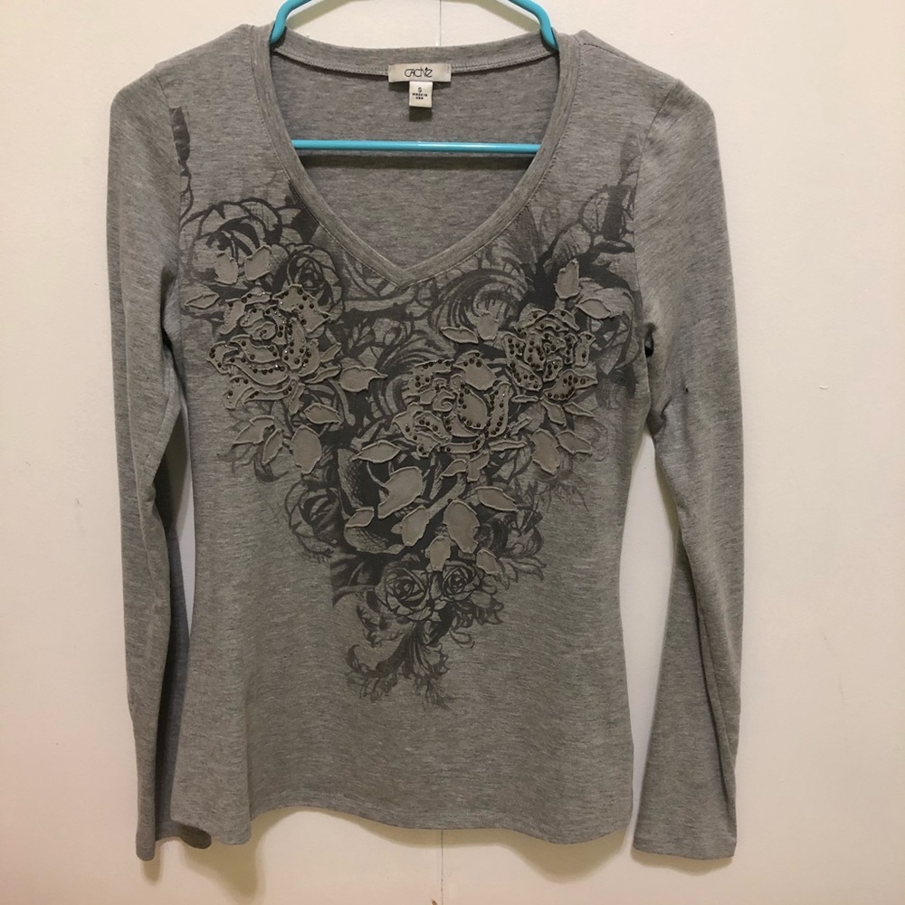 Long sleeve embroidered flower shirt